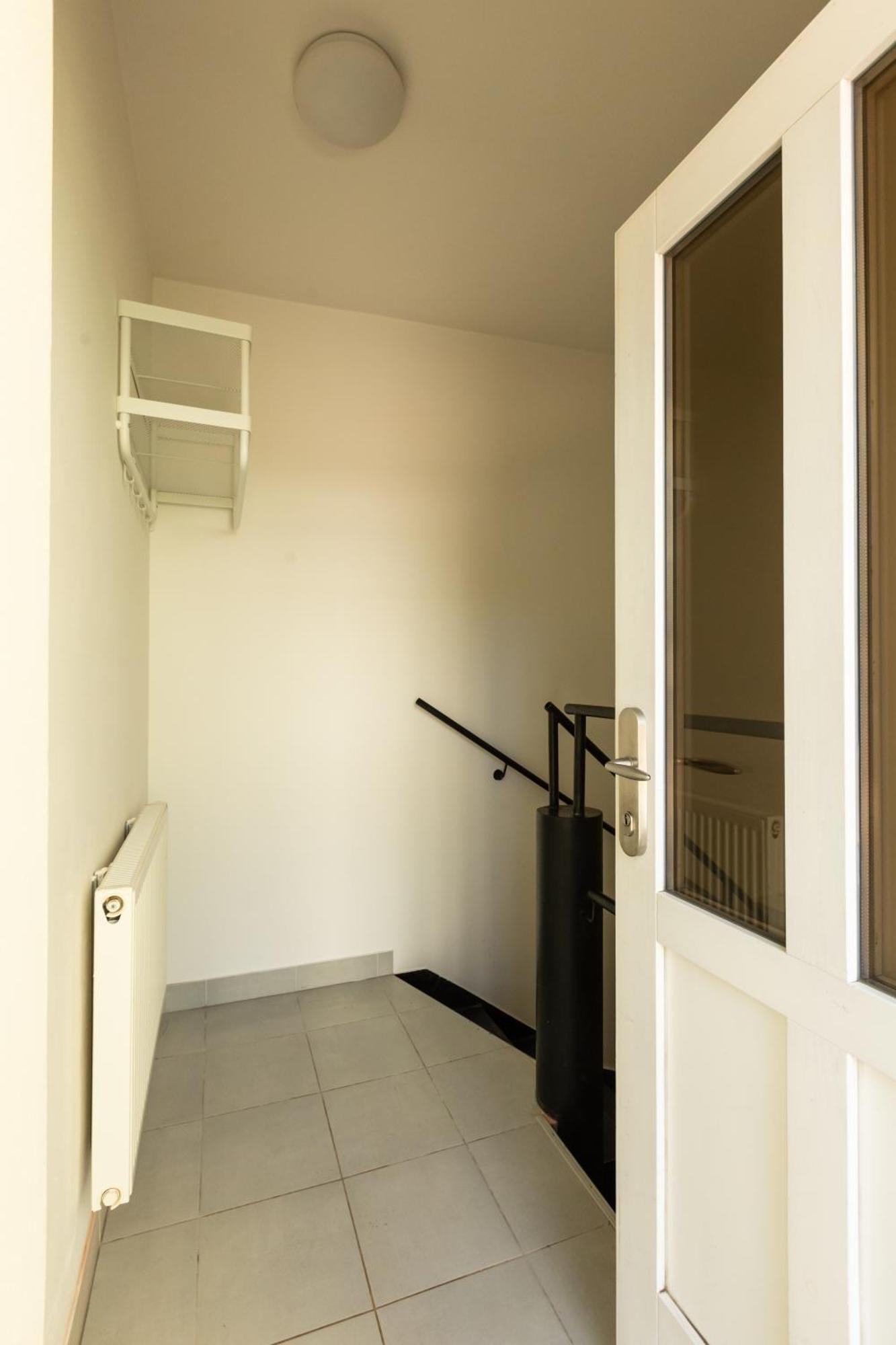 Spacious Apartment In Quiet Courtyard Near Charles Bridge Прага Екстериор снимка